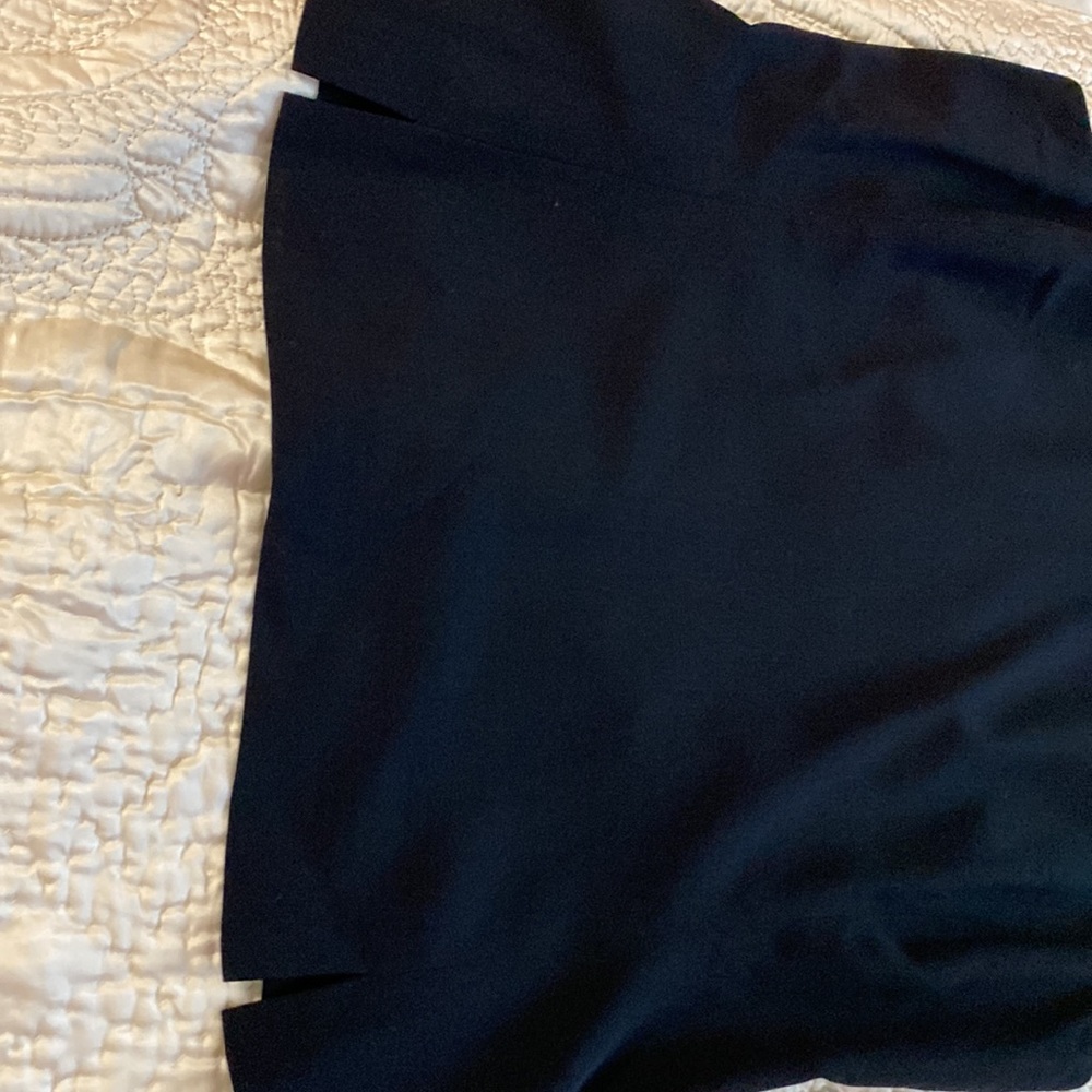 Beautiful like new Black chiffon sleeveless blouse. Emanuel-Emanuel Ungaro. - Picture 4 of 5